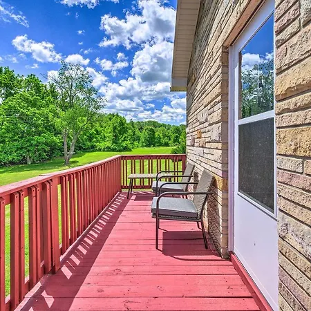 Roomy Montour Falls Retreat With Private Pool!